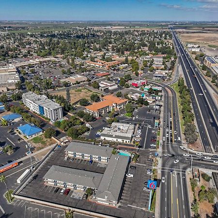 Hillstone Inn Tulare, Ascend Hotel Collection Luaran gambar