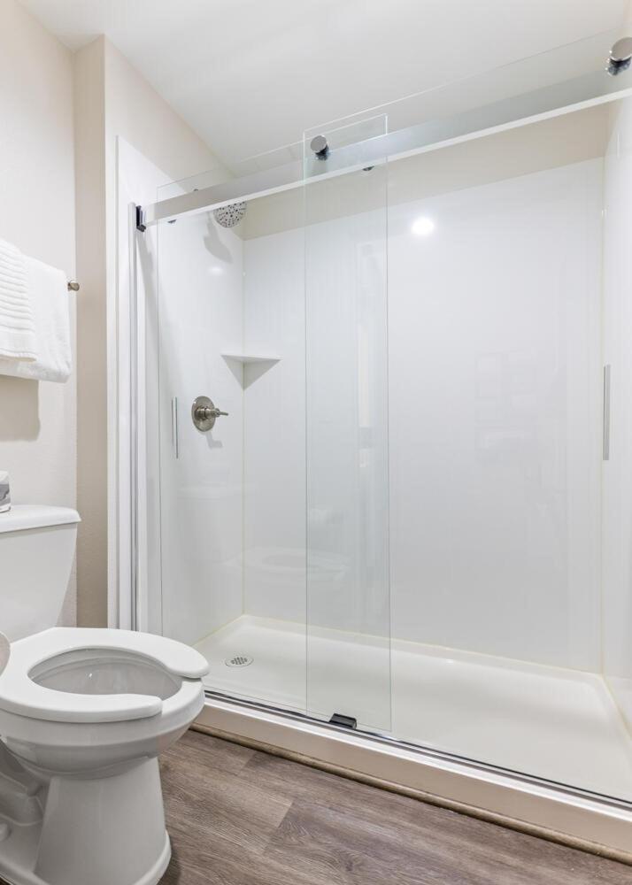 Hillstone Inn Tulare, Ascend Hotel Collection Luaran gambar