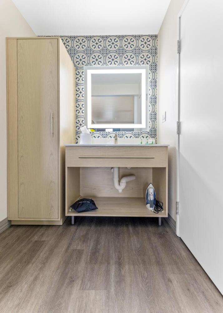 Hillstone Inn Tulare, Ascend Hotel Collection Luaran gambar