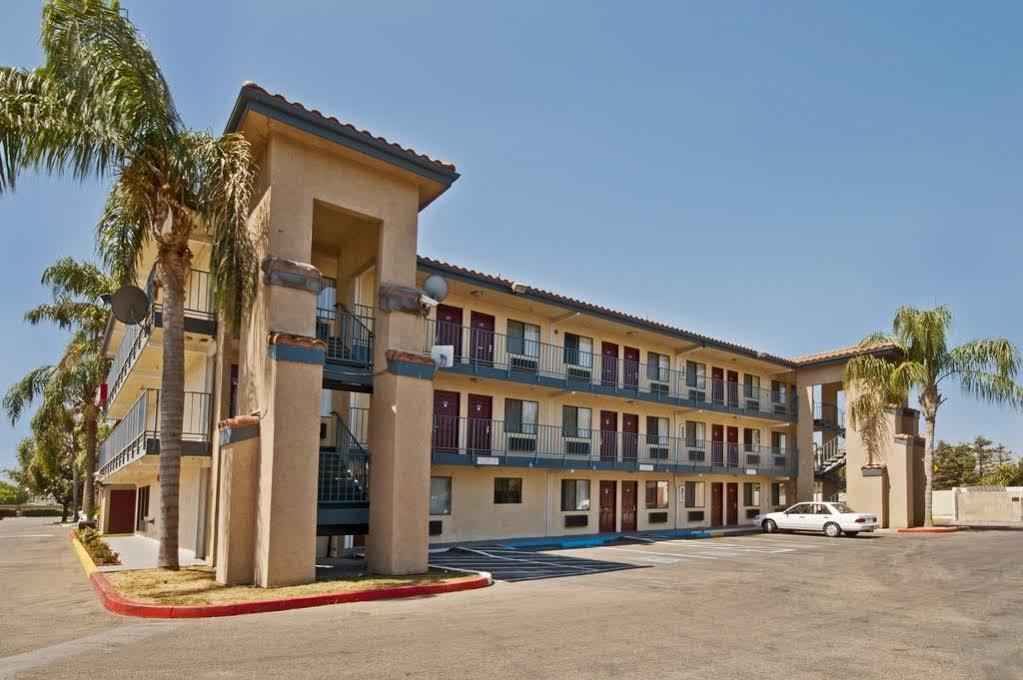 Hillstone Inn Tulare, Ascend Hotel Collection Luaran gambar