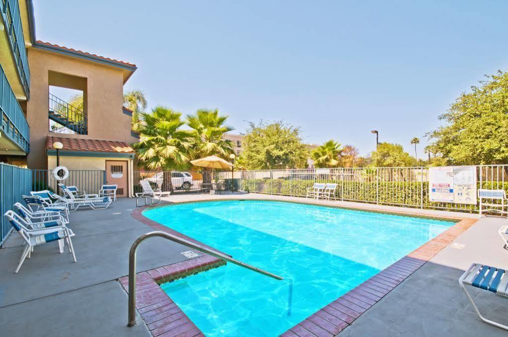 Hillstone Inn Tulare, Ascend Hotel Collection Luaran gambar